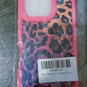 Pink Leopard Print iPhone 16 Pro Case